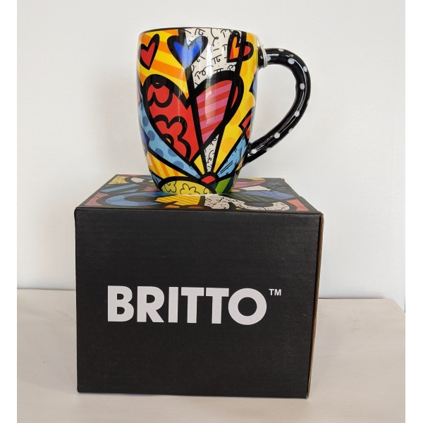 https://www.therabbitholegallery.com/store/image/cache/catalog/products/Britto/HEART%20MUG-600x600.jpg